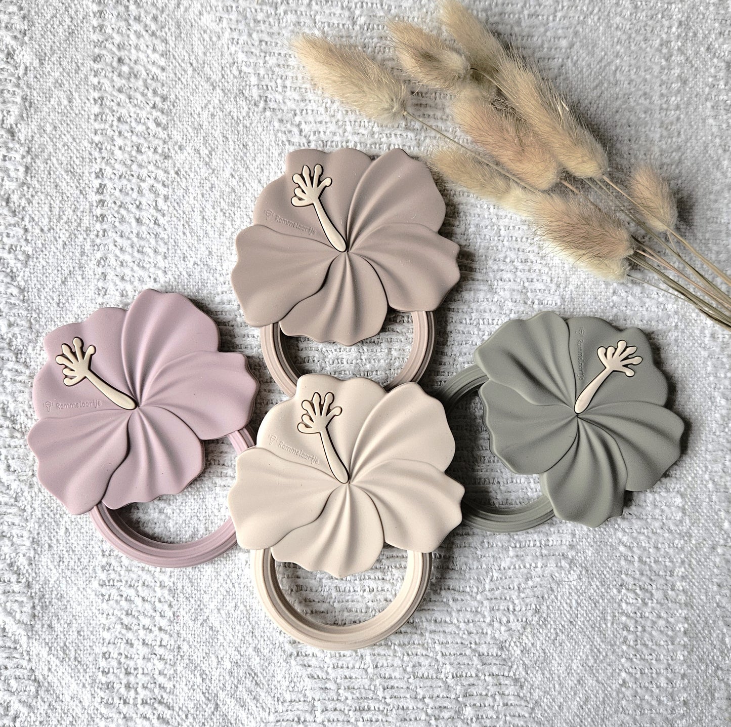 Siliconen Bijtring Hibiscus - Beige